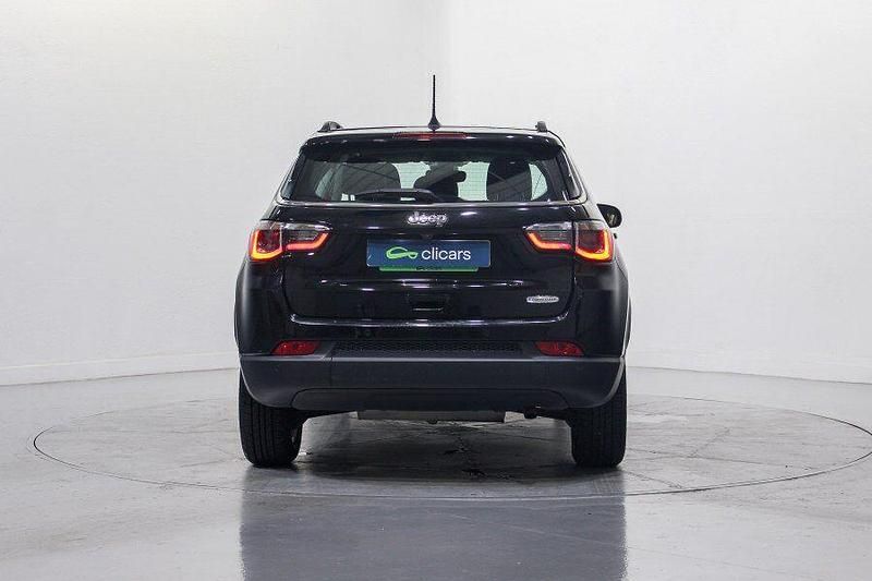 Usado Jeep Compass Limited 140 CV (102 kW) 2020 Negro SUV