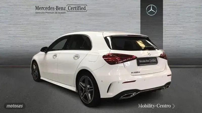 Usado Mercedes A200 149 CV (109 kW) 2024 Blanco Berlina