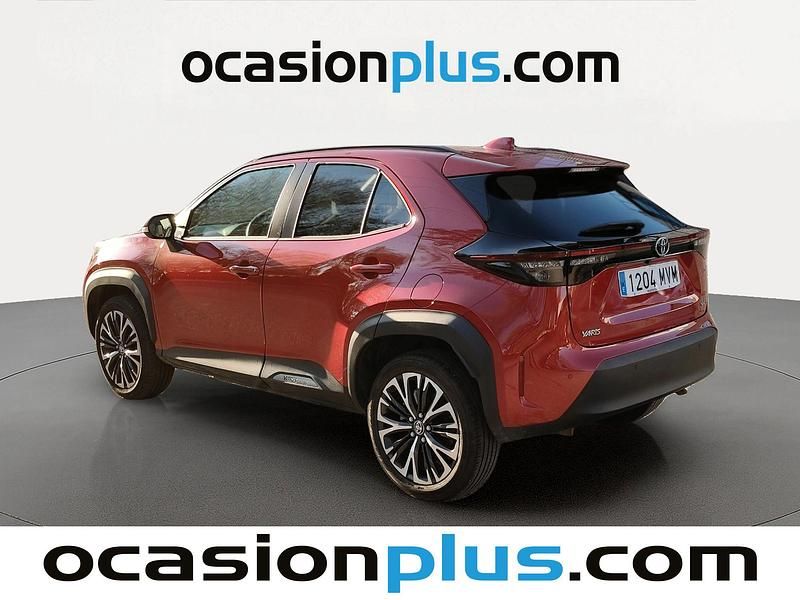 Usado Toyota Yaris Cross Style 130 CV (95 kW) 2024 Rojo SUV