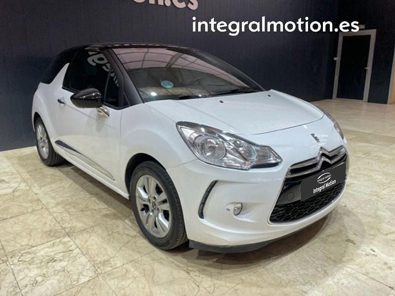 Usado DS Automobiles DS3 81 CV (59 kW) 2016 Blanco Berlina