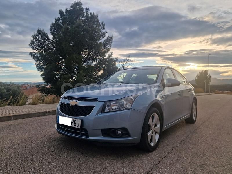 Usado Chevrolet Cruze LT 163 CV (119 kW) 2011 Azul Berlina