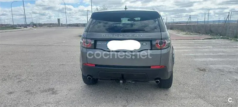 Usado Land Rover Discovery Sport HSE 150 CV (110 kW) 2016 Gris / plata SUV