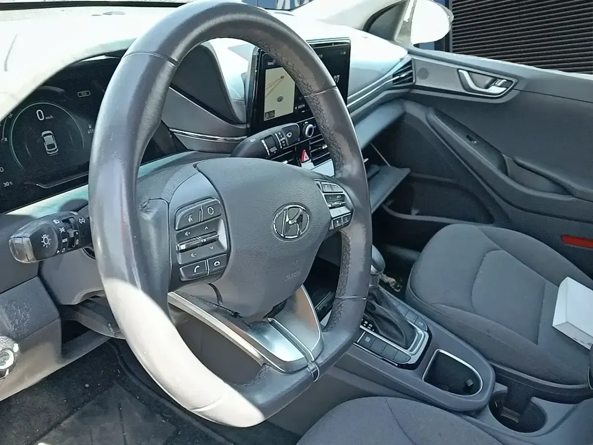 Usado Hyundai Ioniq 141 CV (103 kW) 2020 Blanco Utilitario