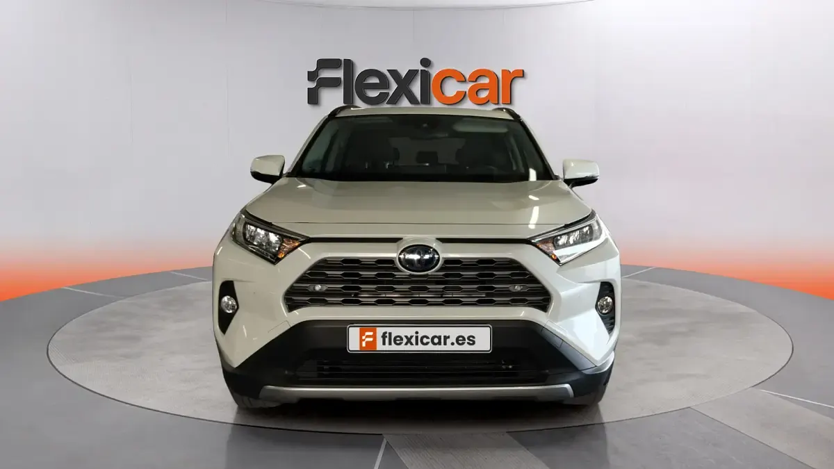 Usado Toyota RAV4 Hybrid Advance 218 CV (160 kW) 2021 Blanco SUV