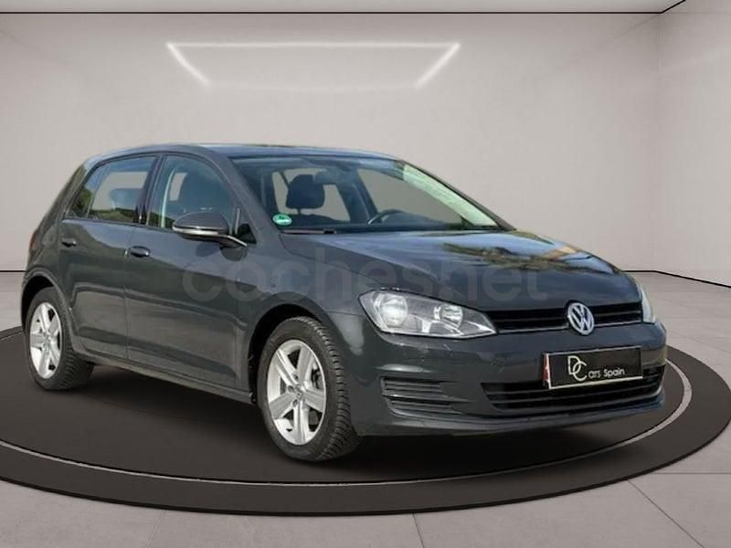 Usado VW Golf VII Advance 140 CV (102 kW) 2013 Gris / plata Berlina