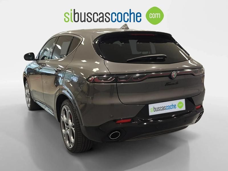 Usado Alfa Romeo Tonale Edizione Speciale 270 CV (198 kW) 2023 Gris/plata SUV