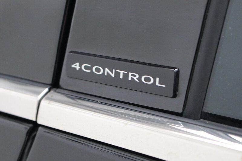 Usado Renault Espace Initiale Paris 190 CV (139 kW) 2023 Negro Familiar