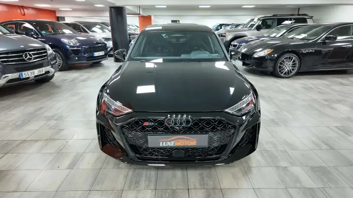 Nuevo Audi RS3 Sportback 400 CV (294 kW) 2026 Negro Utilitario