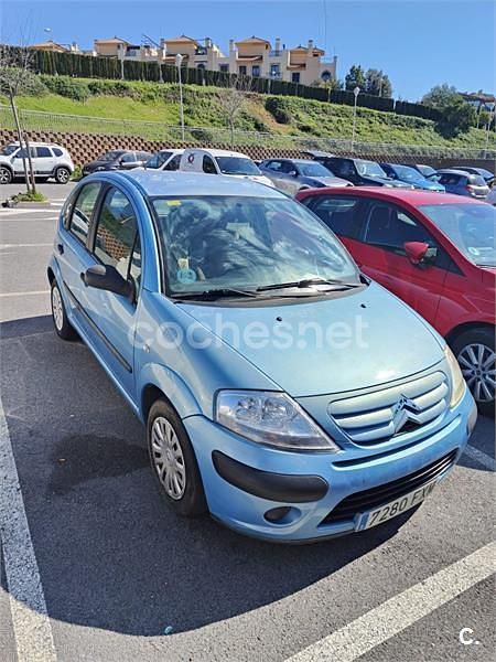 Usado Citroën C3 Furio 61 CV (44 kW) 2005 Azul Berlina