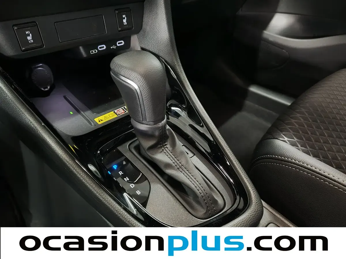 Usado Toyota Yaris Plus 116 CV (85 kW) 2026 Utilitario