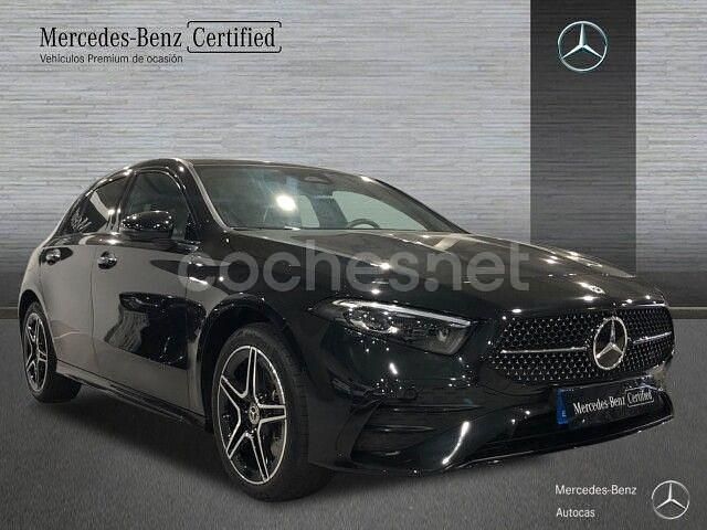 Usado Mercedes A250 AMG line 218 CV (160 kW) 2023 Negro Berlina