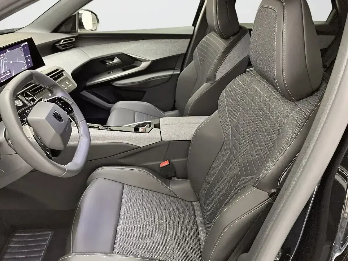 Nuevo Peugeot 3008 Allure 145 CV (106 kW) 2025 Azul SUV