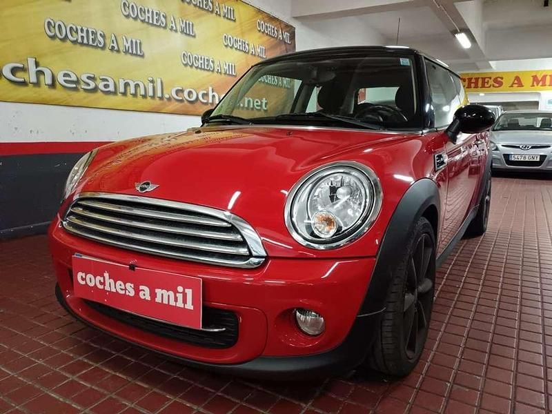 Usado Mini Cooper 122 CV (89 kW) 2012 Rojo Utilitario