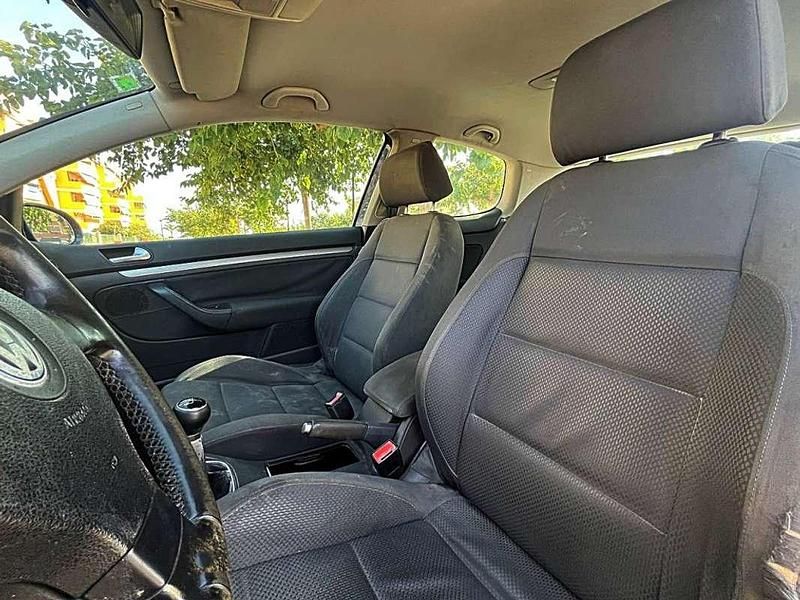 Usado VW Golf IV Sportline 140 CV (102 kW) 2006 Gris Utilitario