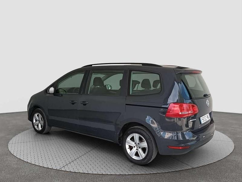 Usado VW Sharan Advance 140 CV (102 kW) 2014 Gris / plata Monovolumen