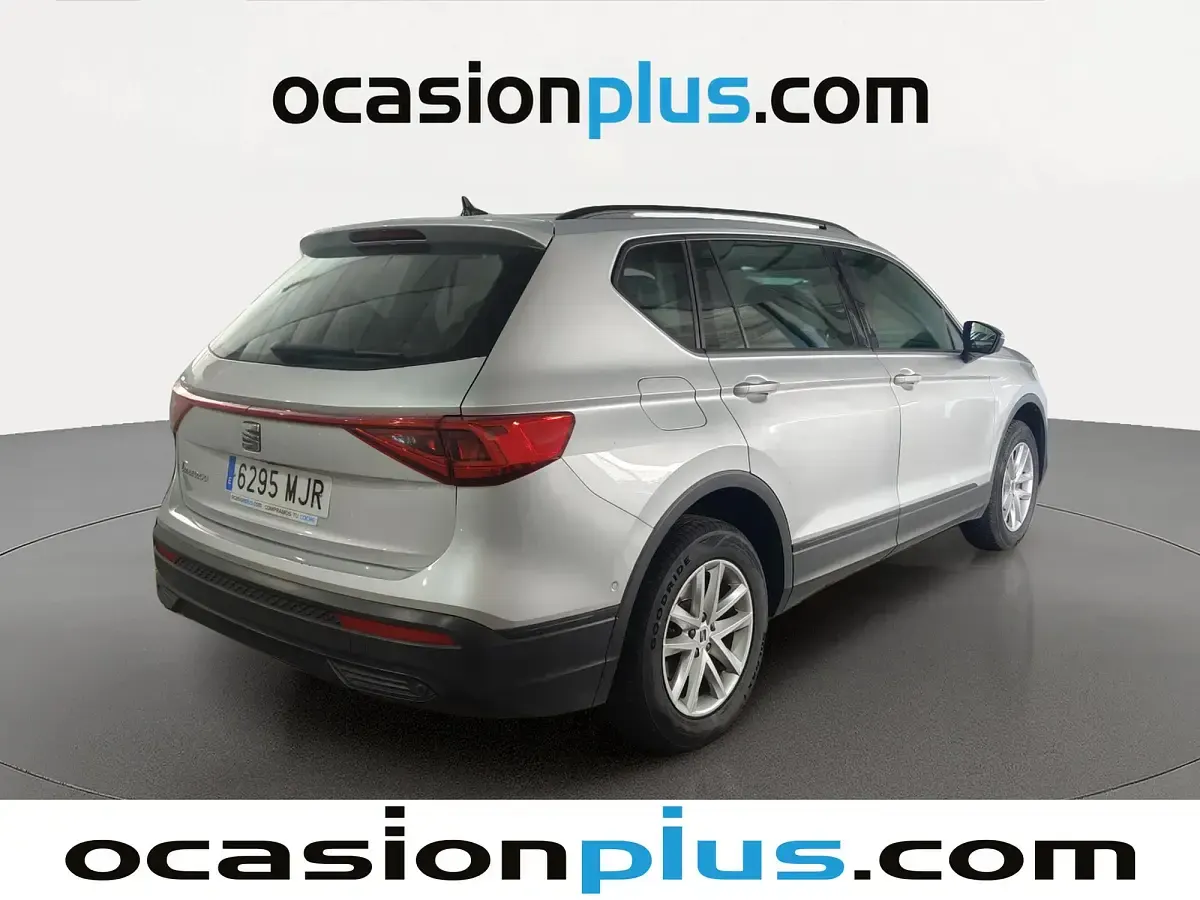 Usado Seat Tarraco Style 150 CV (110 kW) 2023 Gris plata SUV