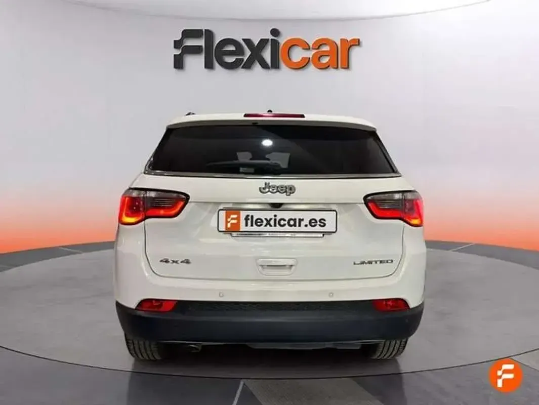 Usado Jeep Compass Limited 140 CV (102 kW) 2019 Blanco SUV