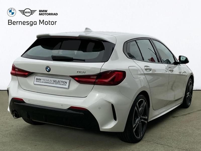 Usado BMW 118 Comfort Edition 140 CV (102 kW) 2024 Pintura sólida alpinweiss Utilitario