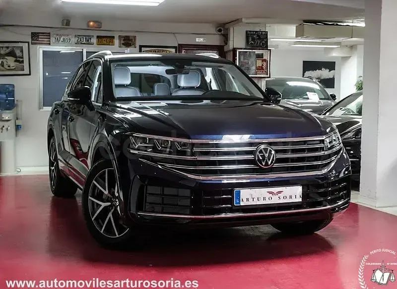 Usado VW Touareg Elegance 231 CV (169 kW) 2025 Azul SUV