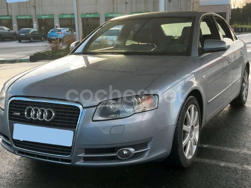 Gris / plata Usado 2006 Audi A4 S-Line Berlina | 7500 € (Un poco caro) - Imagen 1/4