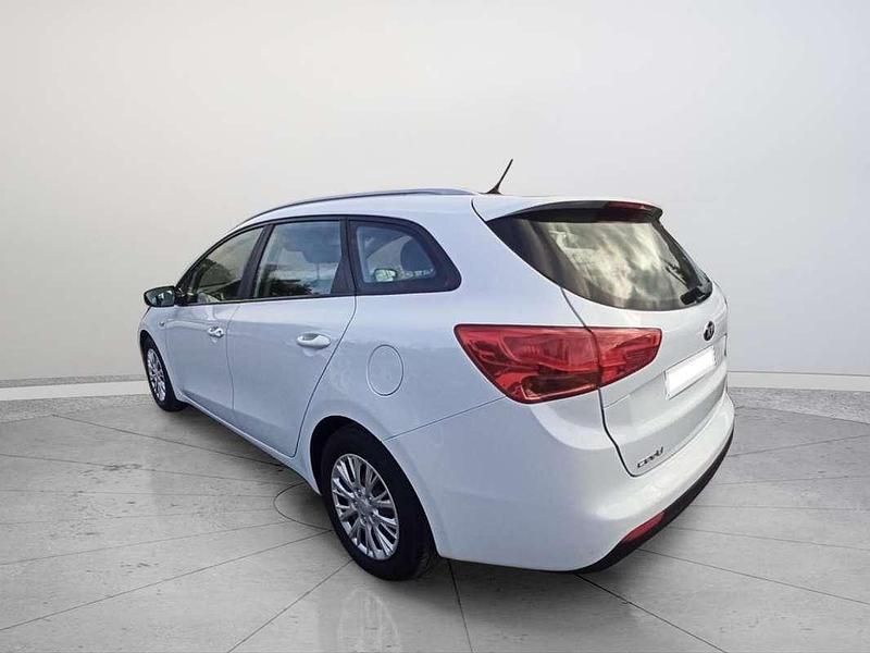 Usado Kia Ceed GT 110 CV (80 kW) 2017 Blanco Utilitario