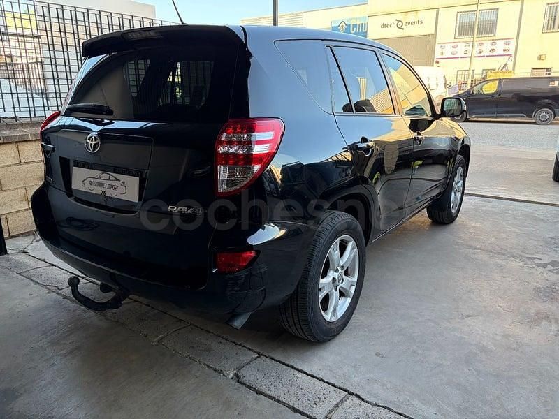 Usado Toyota RAV4 Advance 150 CV (110 kW) 2010 Negro SUV