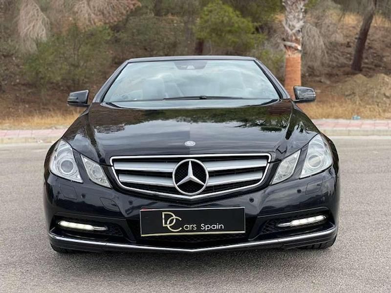 Usado Mercedes E250 204 CV (150 kW) 2012 Negro Descapotable