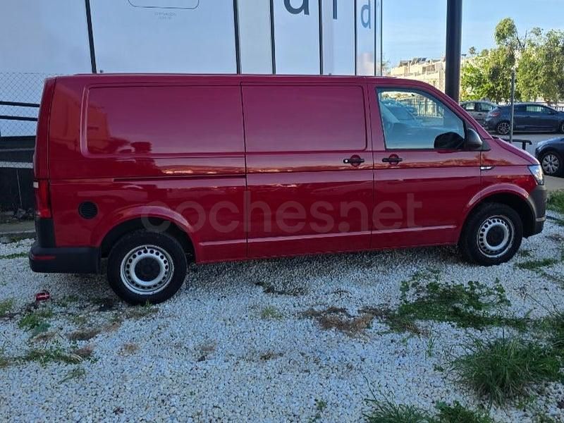 Usado VW Multivan 114 CV (83 kW) 2019 Granate Monovolumen