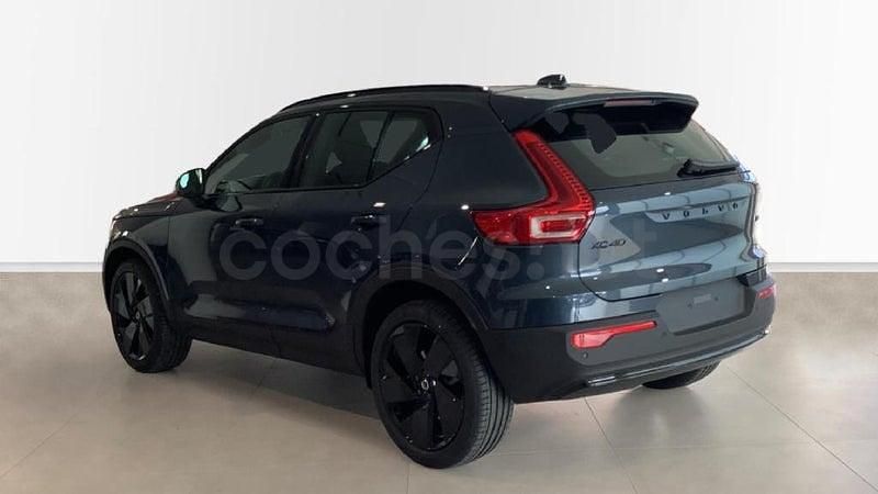 Nuevo Volvo XC40 Plus 163 CV (119 kW) 2025 Azul SUV