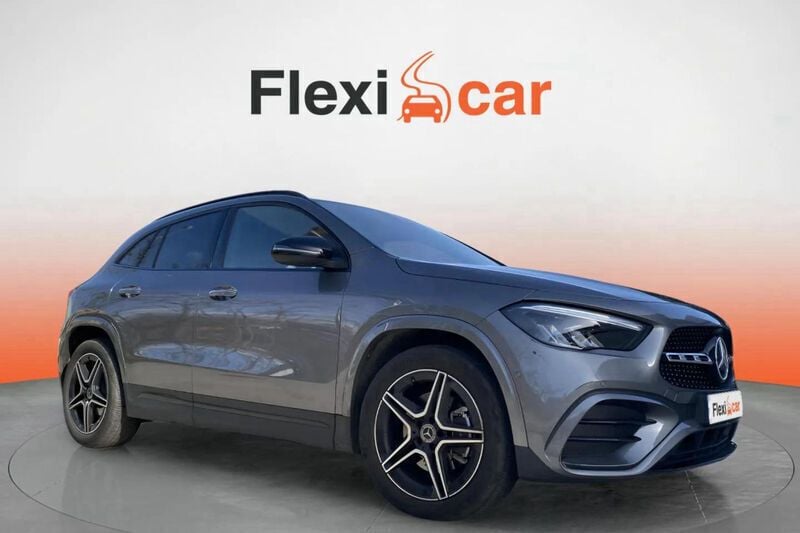 Gris Usado 2024 Mercedes GLA200 SUV | 37.290 € (Super precio) - Imagen 1/4
