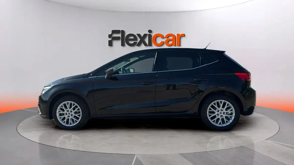 Usado Seat Ibiza XCELLENCE 116 CV (85 kW) 2024 Blanco Utilitario