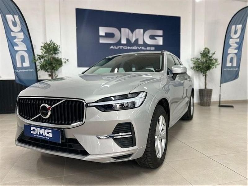 Usado Volvo XC60 Plus 197 CV (144 kW) 2022 Gris / plata SUV