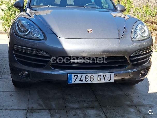 Usado Porsche Cayenne 300 CV (220 kW) 2010 Gris / plata SUV