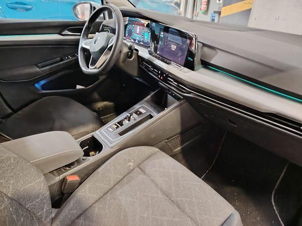 Usado VW Golf VIII 110 CV (80 kW) 2022 Blanco Berlina