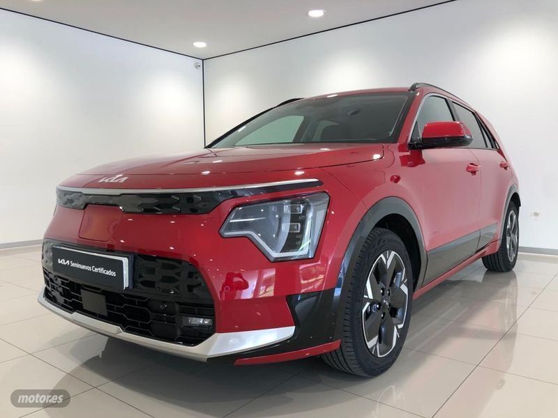 Runway red m Usado 2022 Kia e-Niro 2 SUV | 30.990 € (Precio justo) - Imagen 1/4