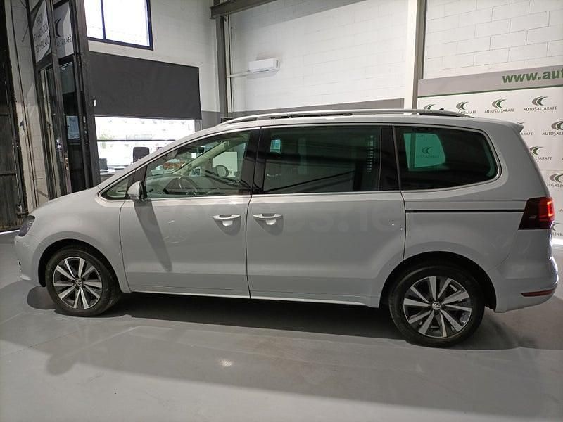 Usado VW Sharan Sportline 150 CV (110 kW) 2020 Blanco Monovolumen