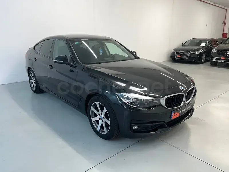 Usado BMW 318 Exclusive 150 CV (110 kW) 2018 Negro Berlina