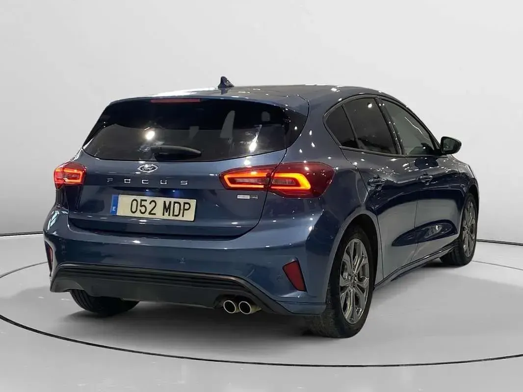 Usado Ford Focus ST-Line X 125 CV (91 kW) 2023 Azul Utilitario