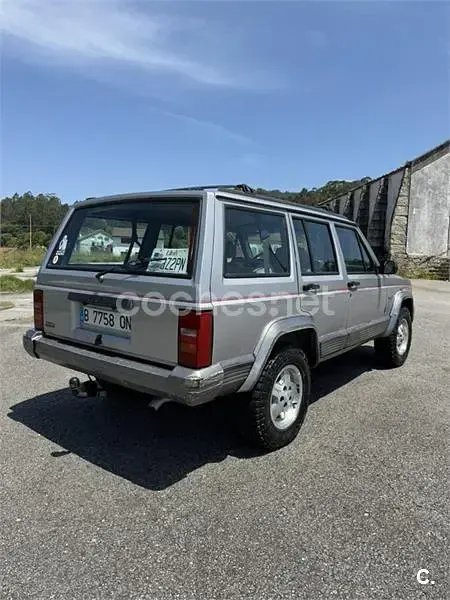 Usado Jeep Cherokee 185 CV (136 kW) 1995 Gris / plata SUV
