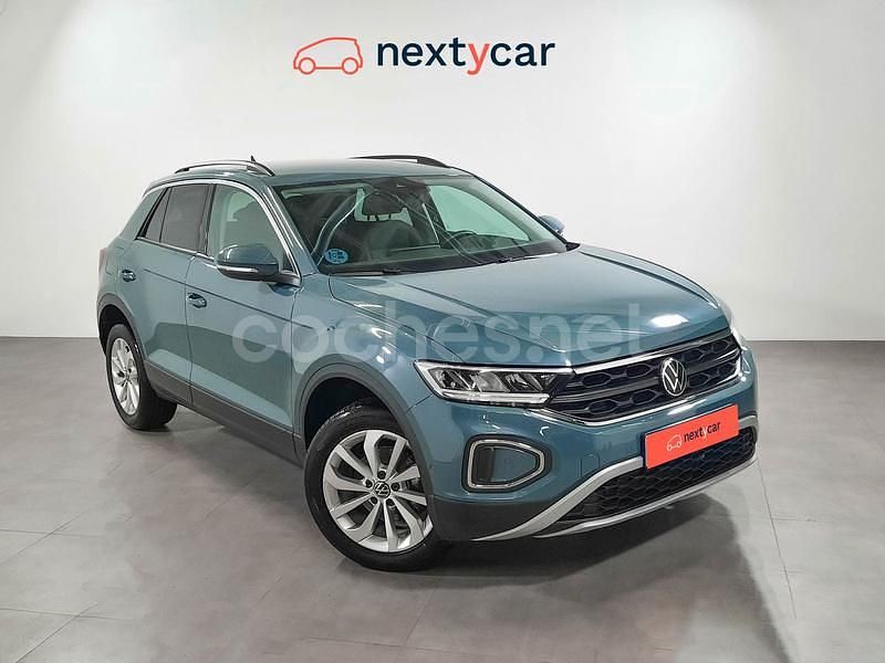 Gris / plata Usado 2024 VW T-Roc Life SUV | 23.000 € (Precio justo) - Imagen 1/4
