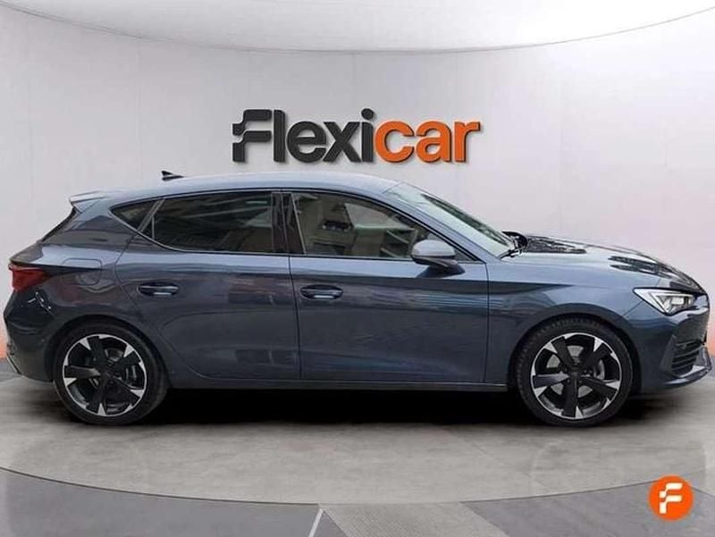 Usado Cupra Leon 190 CV (139 kW) 2023 Gris Utilitario