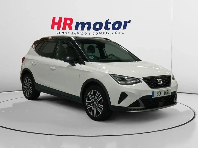 Blanco Usado 2024 Seat Arona FR SUV | 18.290 € (Precio justo) - Imagen 1/4