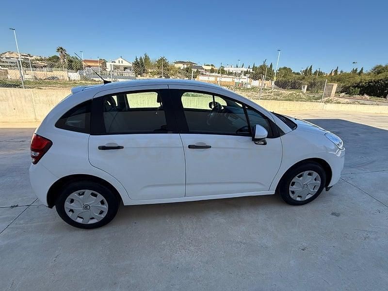 Usado Citroën C3 68 CV (50 kW) 2011 Blanco Berlina