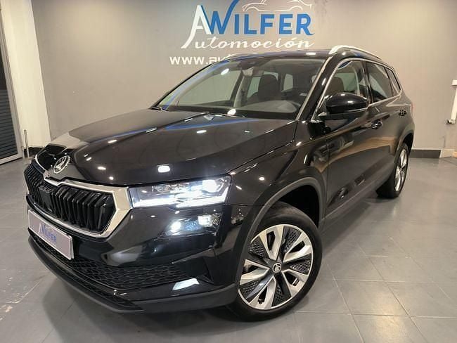 Usado Skoda Karoq Style 150 CV (110 kW) 2023 Negro SUV