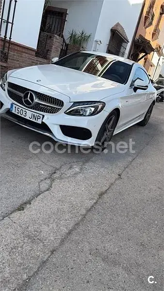 Usado Mercedes C220 170 CV (125 kW) 2016 Blanco Coupe