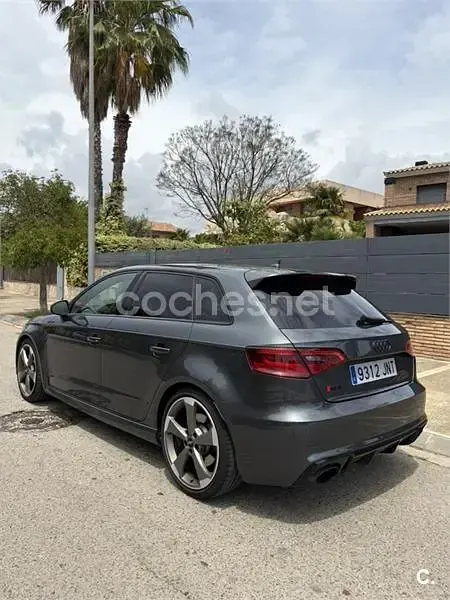 Usado Audi RS3 367 CV (269 kW) 2016 Negro Berlina