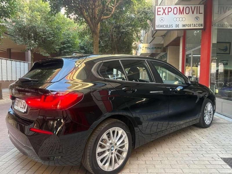 Usado BMW 118 140 CV (102 kW) 2021 Negro Utilitario