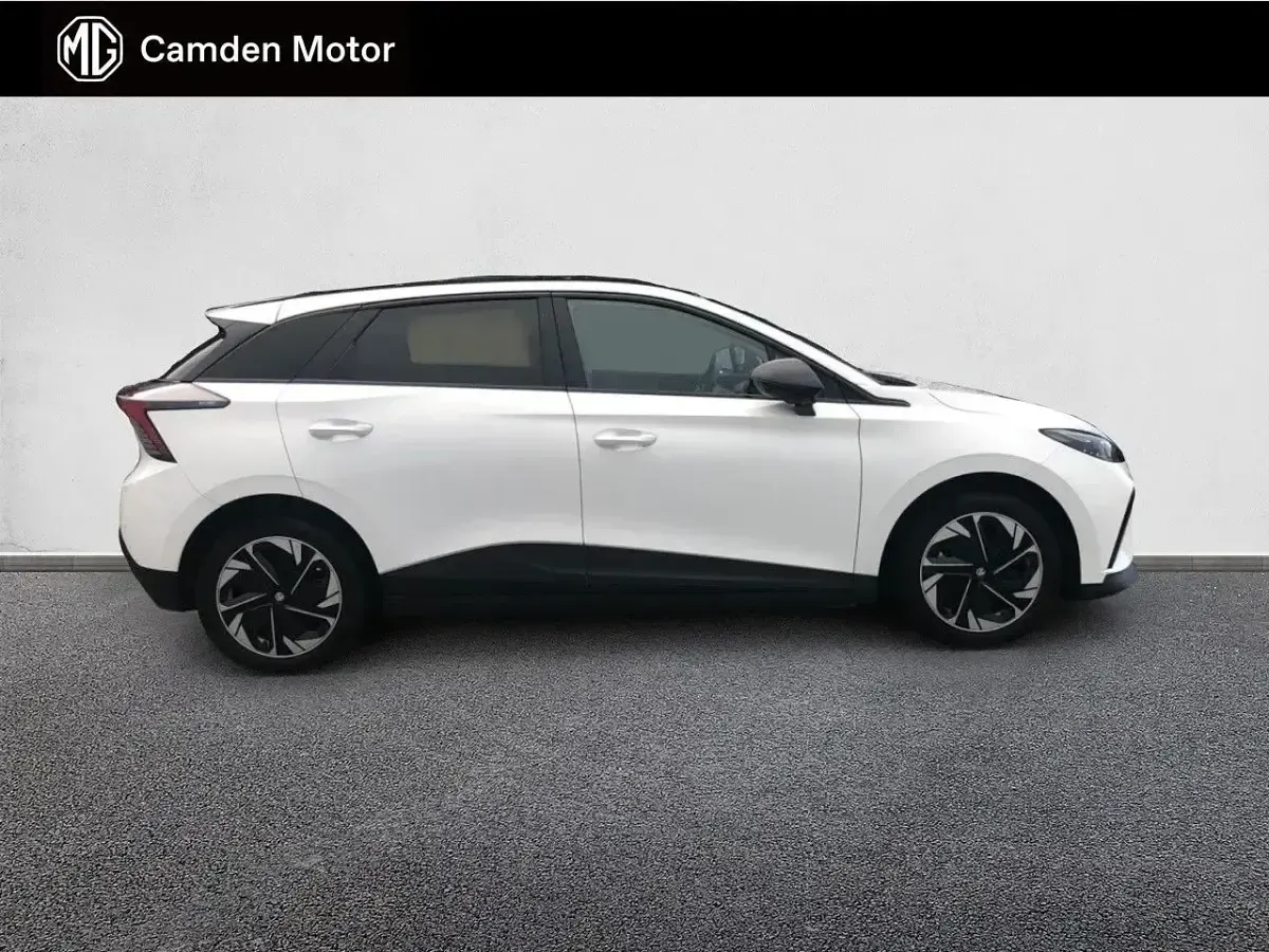Nuevo MG MG4 EV Luxury 150 kW (204 CV) 2025 Rojo Utilitario