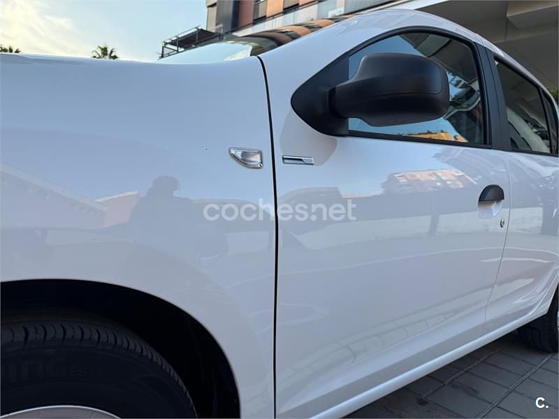 Blanco Usado 2016 Dacia Sandero Ambiance Utilitario | 8500 € (Precio justo) - Imagen 1/4