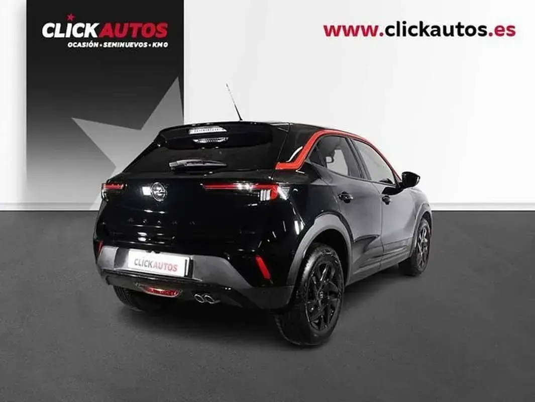 Usado Opel Mokka GS Line 131 CV (96 kW) 2022 Negro SUV